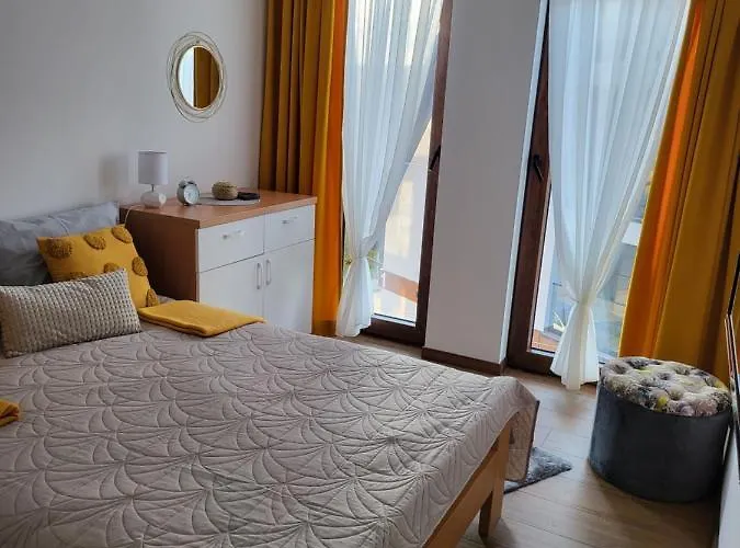 Divcibare_sunrise 아파트